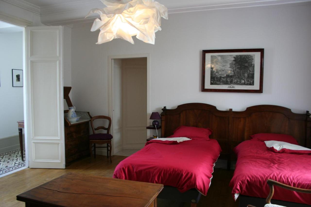 Le Logis Du Plessis Bed & Breakfast Chaniers Bagian luar foto